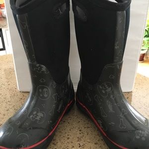 BOGS VGUC 13 Classic Bones Insulated